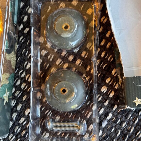 Vintage Borders Unlimited Camo Star Drawer Pulls - Picture 8 of 8